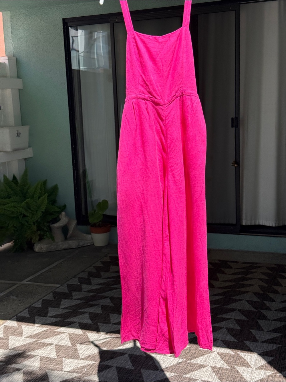 NIC+ZOE Hot Pink Linen Wide Leg Jumpsuit w pockets. Smocked tie waist NWOT Sz 6